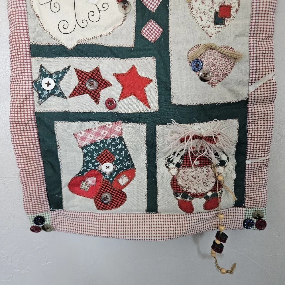 Rustic Christmas Festive Patchwork Wall Hanging Scroll Country Santa Stocking - Picture 4 of 7